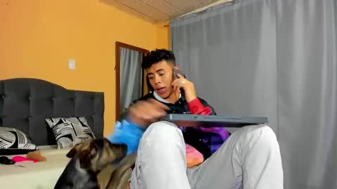 Snapshot of hot_twinks83 chatting on February 13, 12:57 am hot_twinks83 online show from February 13, 12:57 am
