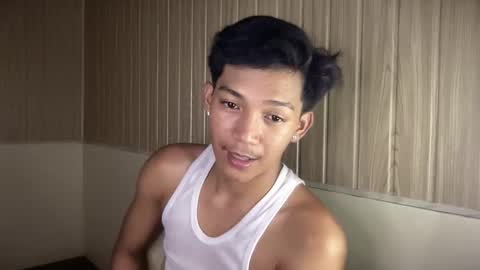 hotasian_jerome online show from April 24, 1:02 pm