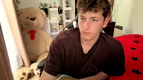 Hotboyshorny online show from June 9, 9:44 am