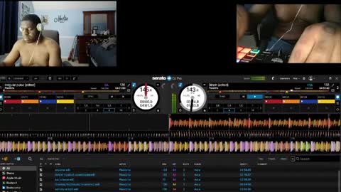 hotchoclatejuice199033 online show from March 29, 2:55 am