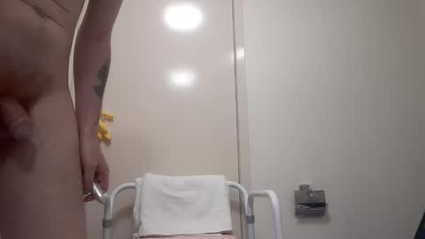 hotcummer236624 online show from March 8, 9:02 am