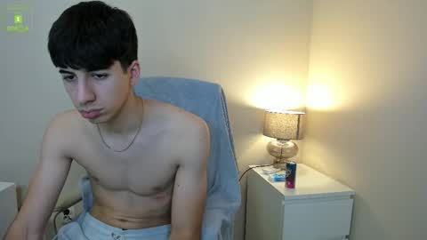 QUENTIN online show from October 21, 5:32 am