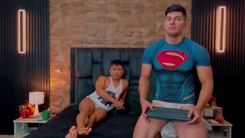 Snapshot of hotfuckers4uu chatting on October 9, 2:33 pm felipe marcello online show from October 9, 2:33 pm