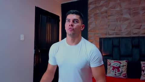 felipe  marcello online show from January 5, 7:39 pm