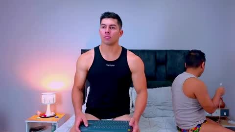 felipe  marcello online show from April 23, 2:08 pm