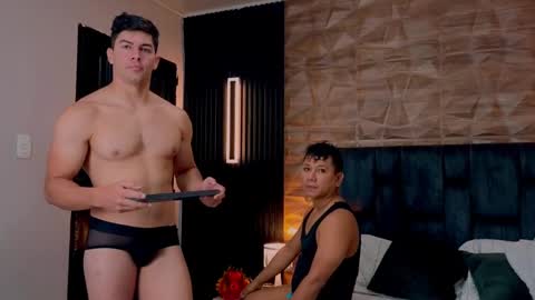 Snapshot of hotfuckers4uu chatting on September 23, 3:11 pm felipe marcello online show from September 23, 3:11 pm
