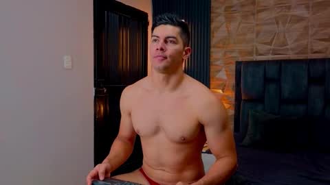Snapshot of hotfuckers4uu chatting on October 13, 4:13 pm felipe marcello online show from October 13, 4:13 pm