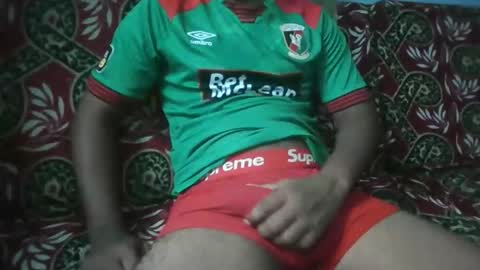 hotguyy001 online show from March 16, 5:44 am