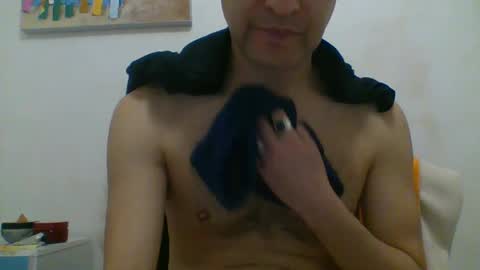 Snapshot of hotitan chatting on September 14, 4:25 am hottitan twitter Marianoshcam online show from September 14, 4:25 am