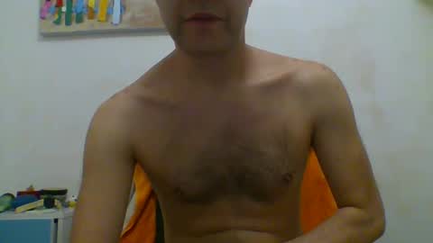 Snapshot of hotitan chatting on October 3, 3:55 am hottitan twitter Marianoshcam online show from October 3, 3:55 am