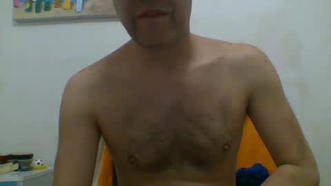 Snapshot of hotitan chatting on October 6, 4:06 am hottitan twitter Marianoshcam online show from October 6, 4:06 am