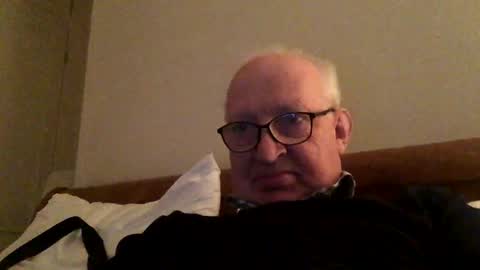 Snapshot of hotmuff99 chatting on December 31, 5:40 pm hotmuff99 online show from December 31, 5:40 pm