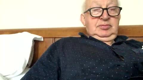 hotmuff99 online show from November 15, 8:49 am