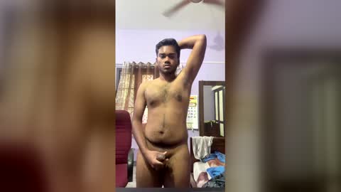 hottamilguy01 online show from March 10, 8:42 am