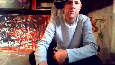 Snapshot of howbowdadareboy33 chatting on December 8, 7:54 pm ask me online show from December 8, 7:54 pm