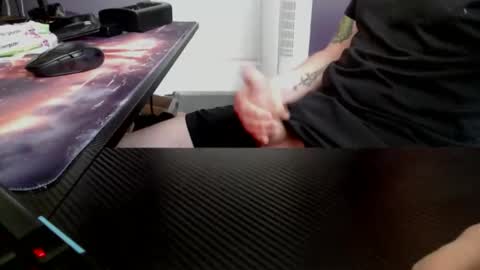 hrnysoldier92 online show from April 26, 3:09 pm