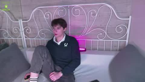 ANTHONY online show from November 8, 4:37 am