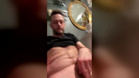hugecock475 online show from May 3, 2:58 am