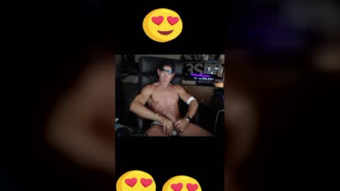 hugerodforyou online show from December 1, 3:04 pm