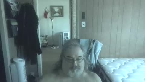 lonely huggy bear online show from May 4, 1:46 pm