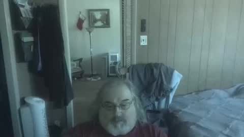 lonely huggy bear online show from April 23, 3:25 pm