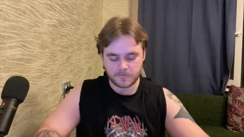 Hugo online show from April 15, 9:37 pm