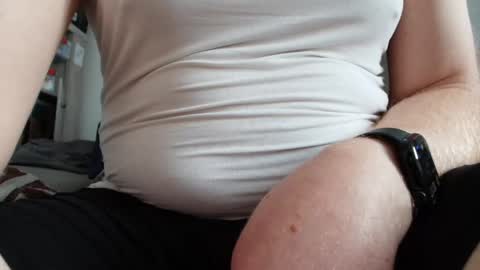 hulk222277 online show from April 19, 4:17 pm