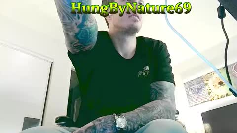 HungByNature69 online show from March 13, 8:33 am