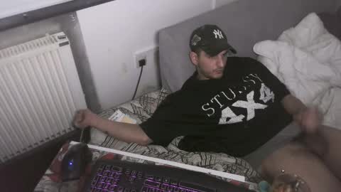 LittleDevilXo1999 online show from December 22, 7:33 pm