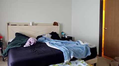 Hungrydavid420 online show from March 16, 6:01 pm