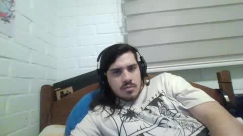Snapshot of hungweeb chatting on January 13, 1:02 am Rod online show from January 13, 1:02 am