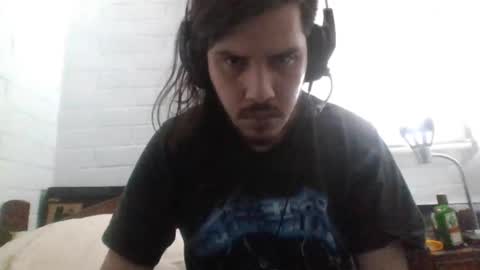 Snapshot of hungweeb chatting on March 4, 4:17 am Rod online show from March 4, 4:17 am