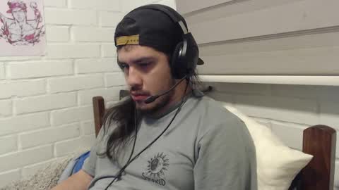 Snapshot of hungweeb chatting on October 14, 3:13 am Rod online show from October 14, 3:13 am