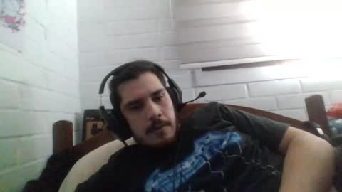 Snapshot of hungweeb chatting on March 10, 2:50 am Rod online show from March 10, 2:50 am