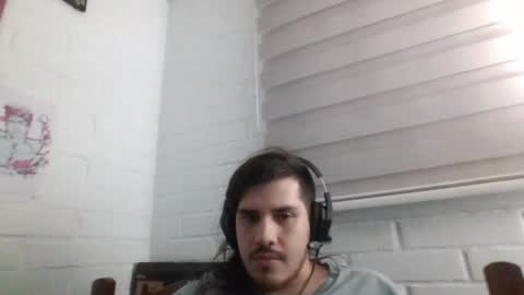Snapshot of hungweeb chatting on February 15, 2:58 am Rod online show from February 15, 2:58 am