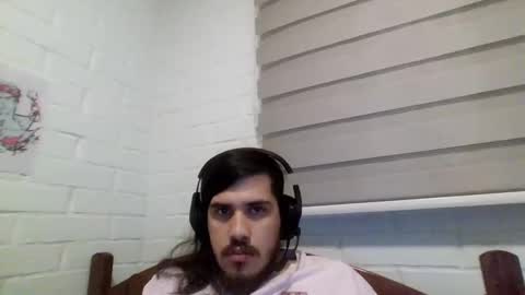 Snapshot of hungweeb chatting on January 8, 1:00 am Rod online show from January 8, 1:00 am