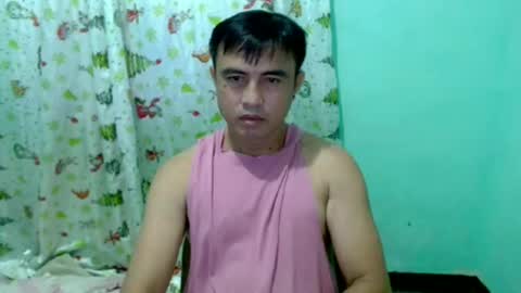 Snapshot of hunknextdoorxx chatting on October 8, 7:57 am Phil online show from October 8, 7:57 am