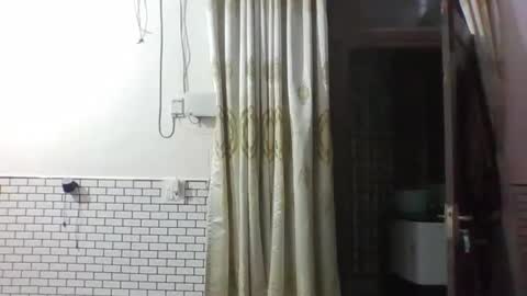 hunkster102 online show from September 12, 6:19 pm