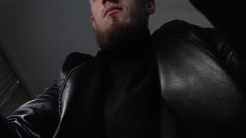Snapshot of hunkytime chatting on March 8, 3:11 pm I AM NOT A DIRECTOR I AM THE BOSS KINGDADDYSIRSTR8ALPHAMASTER online show from March 8, 3:11 pm