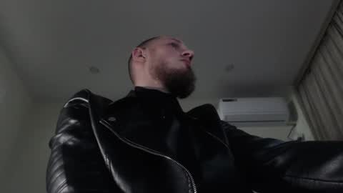 Snapshot of hunkytime chatting on March 5, 4:02 pm I AM NOT A DIRECTOR I AM THE BOSS KINGDADDYSIRSTR8ALPHAMASTER online show from March 5, 4:02 pm