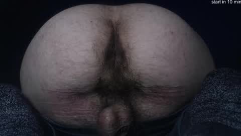 Snapshot of hunkytime chatting on October 12, 5:40 pm I AM NOT A DIRECTOR I AM THE BOSS KINGDADDYSIRSTR8ALPHAMASTER online show from October 12, 5:40 pm