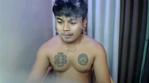 hunkyzeus online show from June 7, 3:52 pm