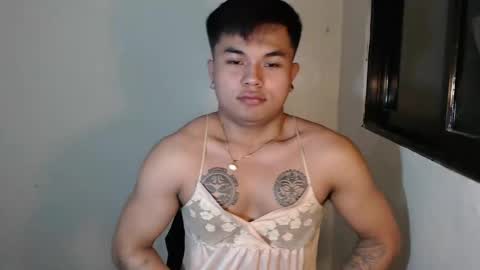 Snapshot of hunkyzeus chatting on January 10, 1:20 pm hunkyzeus online show from January 10, 1:20 pm