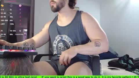 Snapshot of hunter_of_mn chatting on October 14, 9:55 pm online show from October 14, 9:55 pm