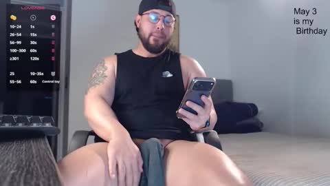   online show from April 22, 11:04 am