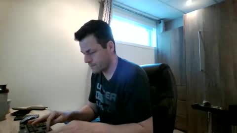 hurley7890 online show from April 23, 1:57 pm