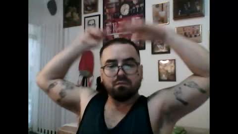 hurtadodirector online show from April 28, 2:27 am