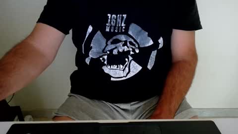 hyperi0 online show from April 24, 5:26 pm