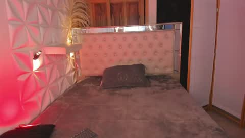 iamjuanjoc online show from July 25, 3:47 am