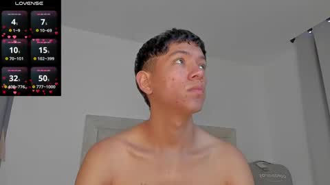 Juliiiiian online show from April 24, 11:23 am